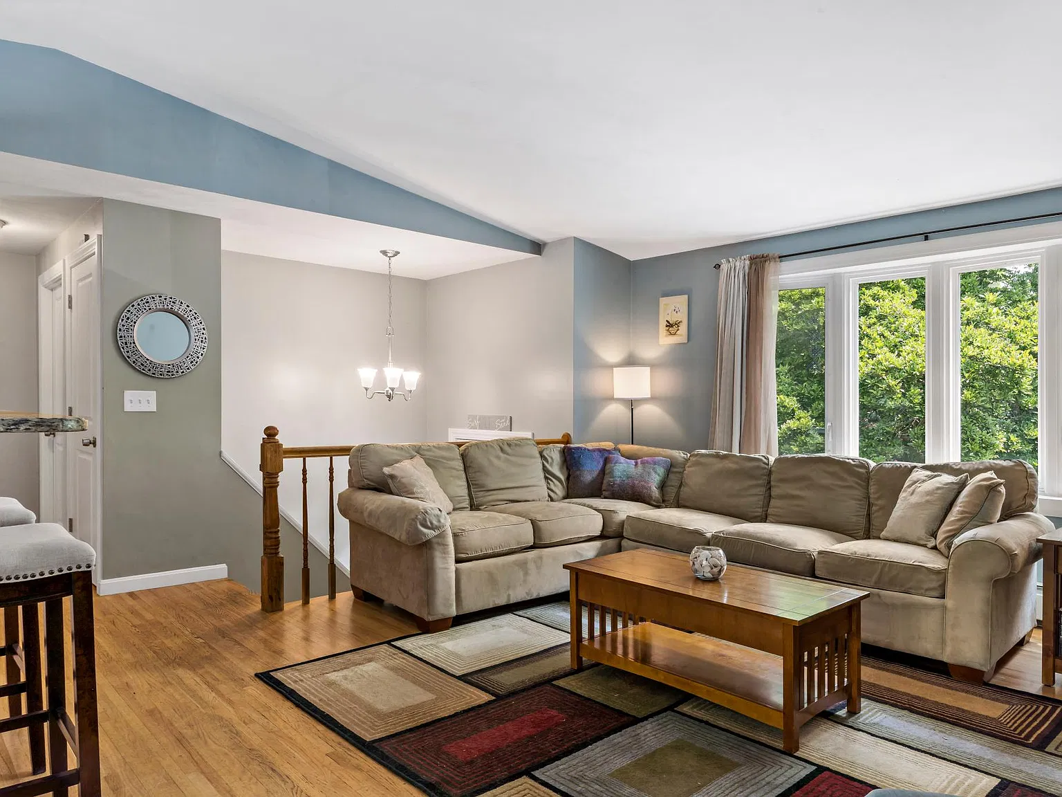 4 bed, 1000 sqft, $4,400 — Photo 3