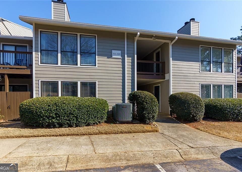 1st image of 319 Park Ridge Cir