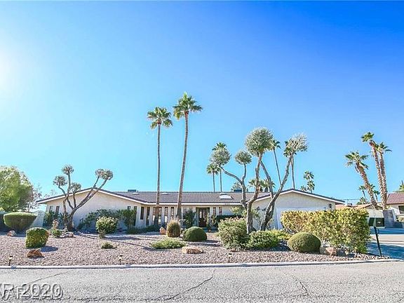 2nd image of 3175 S Torrey Pines Dr
