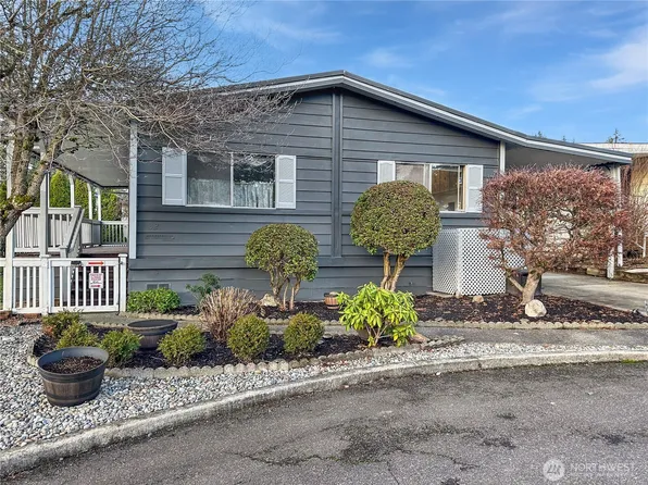 2500 S 370th Street #32, Federal Way, WA 98003