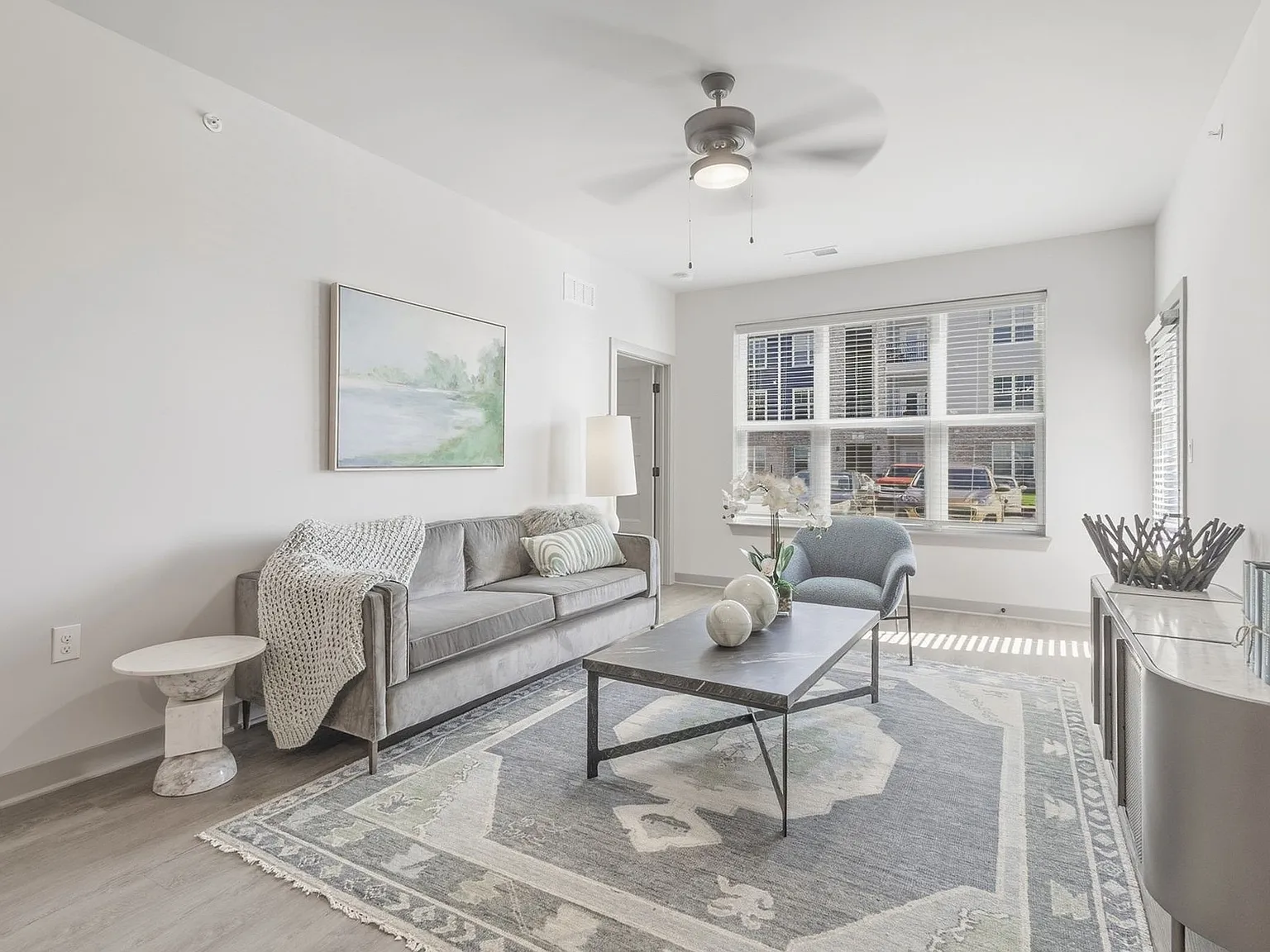 The Warren Apartments — Photo 2