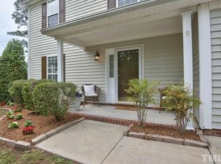 9 N Indiancreek Pl, Durham, NC 27703