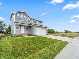 215 Varley Ln, Stuart, IA 50250