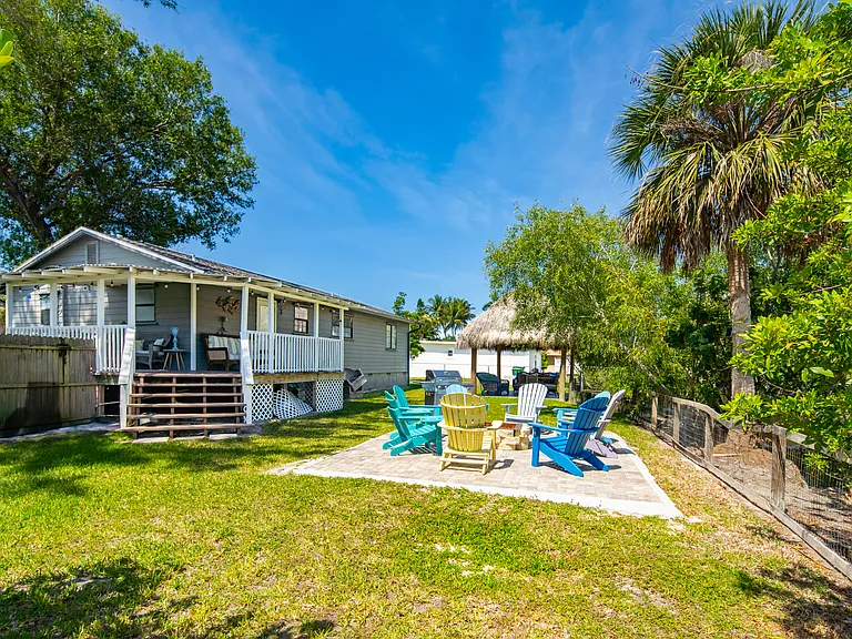2469 Florida Ave — Photo 24