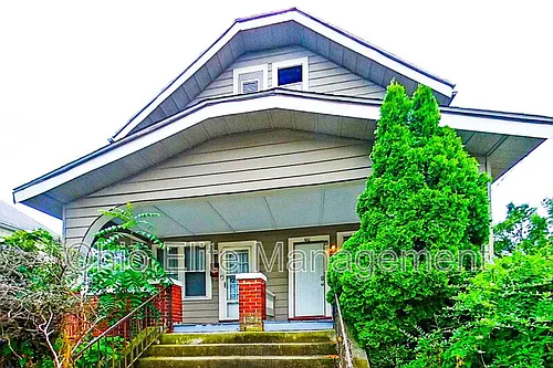 461 Reinhard Ave Photo 1