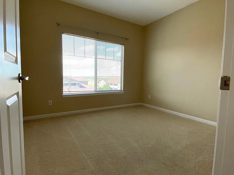 16650 Las Ramblas Ln — Photo 6