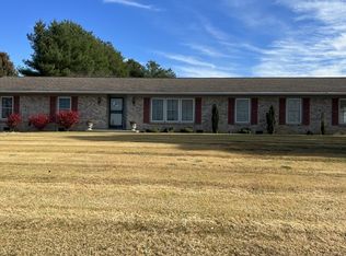 878 Boling Rd, Seymour, TN 37865