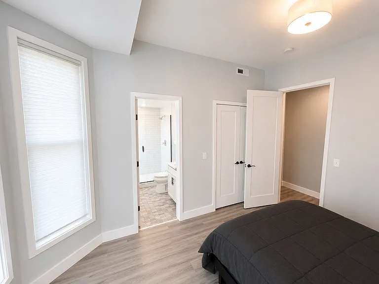 74 White St #201 — Photo 4