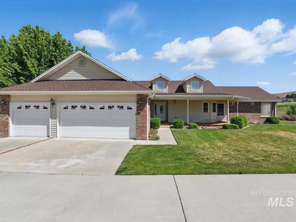 290 McGinnis Dr, Weiser, ID 83672