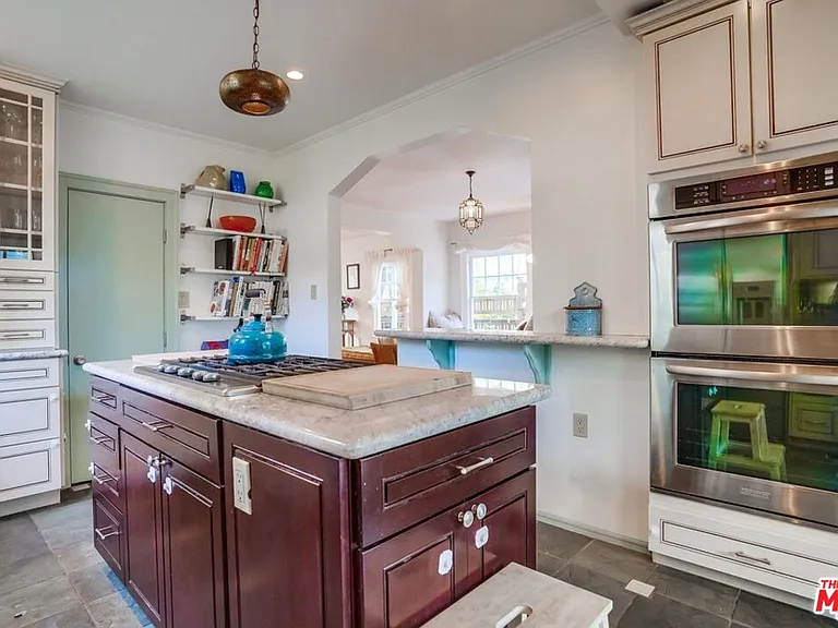 2154 Willetta St — Photo 21