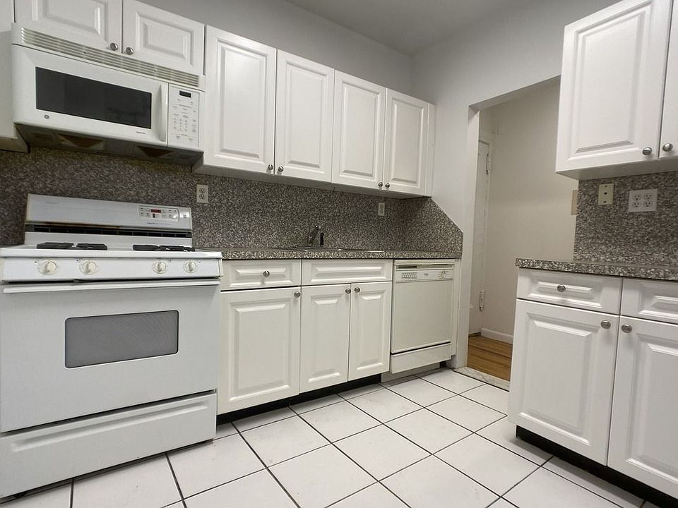1st image of 332 E 84th St APT 1D