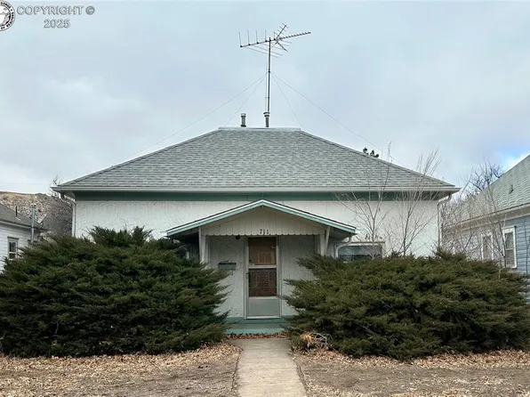 711 College Ave, Canon City, CO 81212
