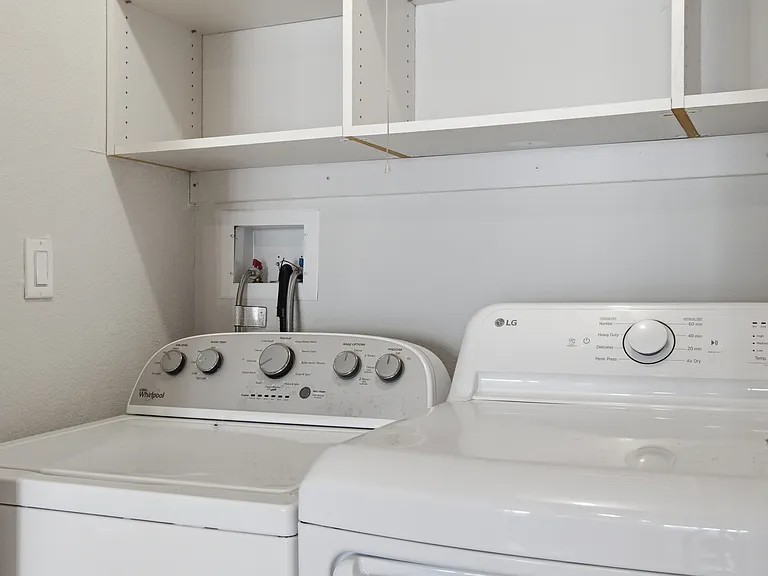 10650 Kinnard Ave #104 — Photo 10