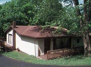 2119 Three Mile Creek Rd, Ripley, OH 45167