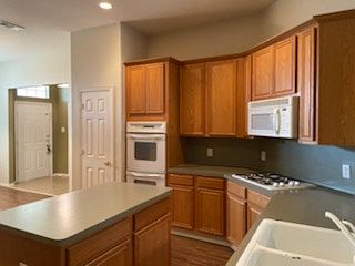 1st image of 311 Terrace Dr #1