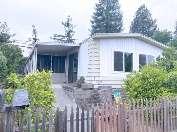 5 Chelsea Circle, Cloverdale, CA 95425