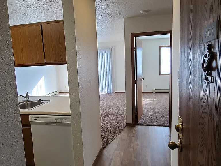 Skaff Apartments - Fargo — Photo 23