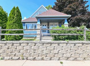 7023 S 13th St, Oak Creek, WI 53154