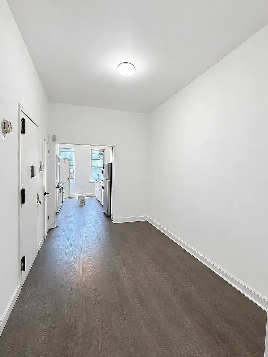 188 Suydam Street — Photo 4