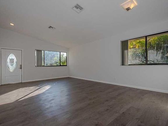 4th image of 11682 NW 23rd St