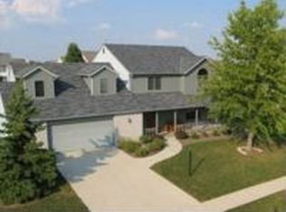 9816 Blue Mound Dr, Fort Wayne, IN 46804