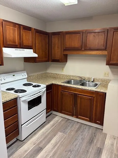 1 bed, 700 sqft, $725 — Photo 4