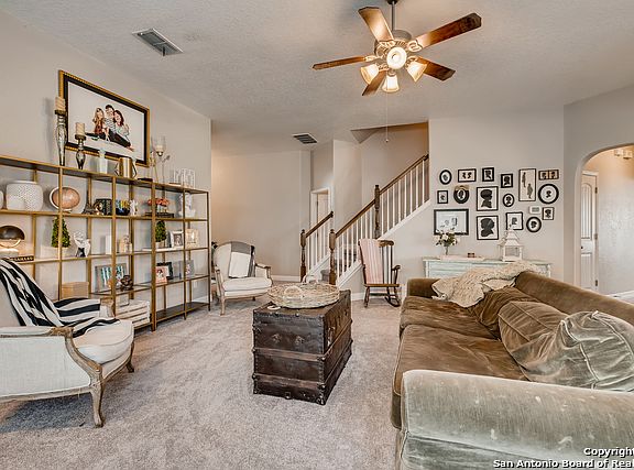 3rd image of 108 Kasper Dr