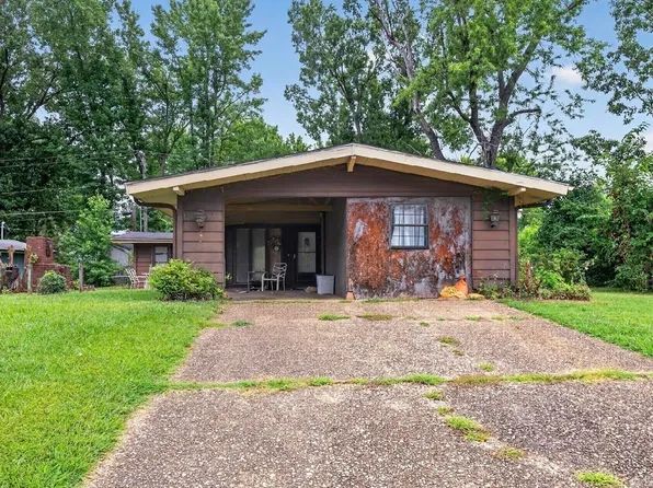 300 Braden St, Jacksonville, AR 72076