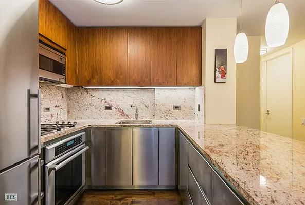 Rented by Brown Harris Stevens | media 20