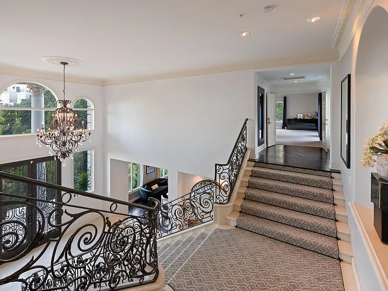 1404 Dawnridge Dr — Photo 54