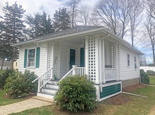 14 Bosworth St, Beverly, MA 01915