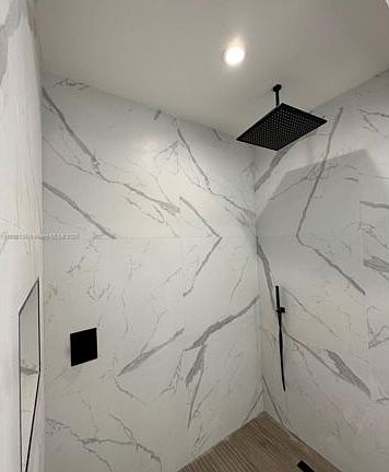 5th image of 4625 SW 32nd Ave #1C