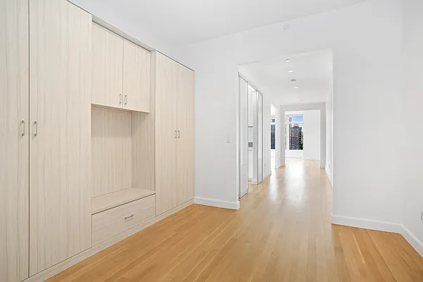 Rented by Douglas Elliman | media 25