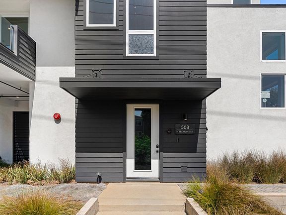 4th image of 508 N Tremont St Unit A