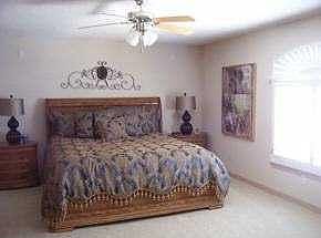5th image of 14028 Tierra Cara Dr