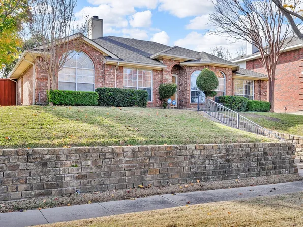 3033 Creek Meadow Ln, Garland, TX 75040