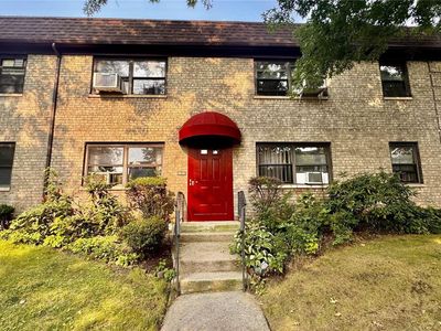 69-55 136th St #2A, Kew Gardens Hills, NY, 11367