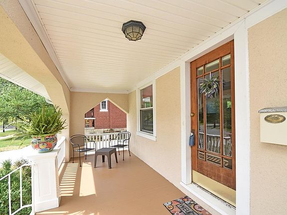 2nd image of 6693 Bantry Ave