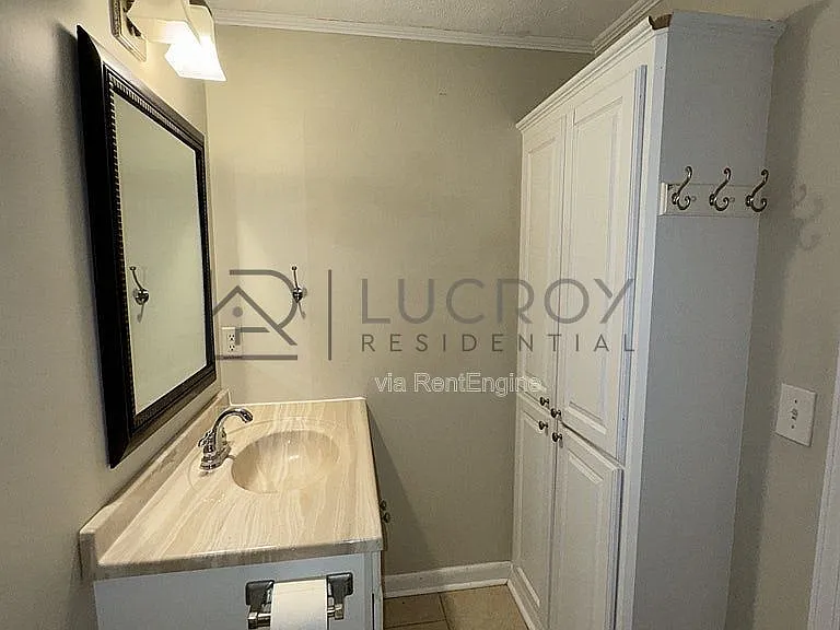 1081 S Church St — Photo 9