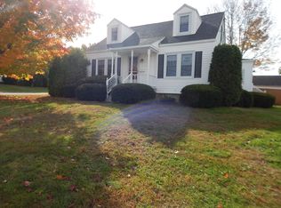 35 Lincoln St, Brewer, ME 04412