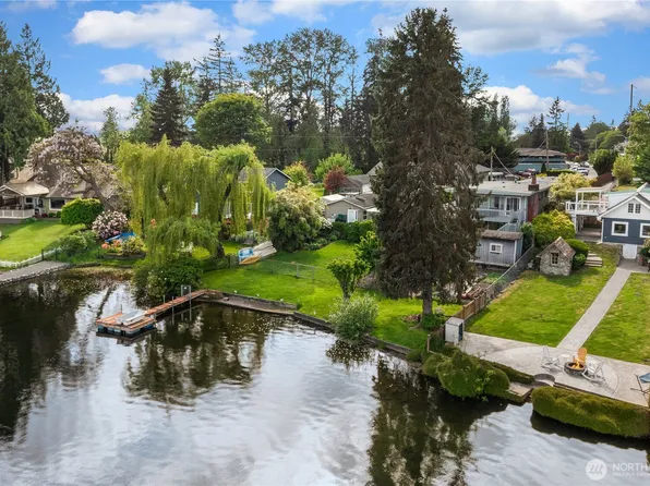 31204 8th Avenue SW, Federal Way, WA 98023