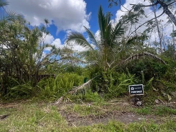 68 39th Ave, Pahoa, HI 96778