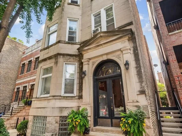 727 W Aldine Ave APT 1, Chicago, IL 60657