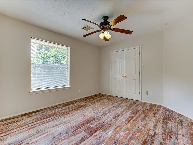 1107 Magnolia Woods Ct — Photo 27