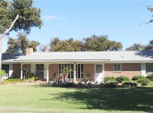 101 Vanshire Rd W, Lakeside, TX 76108