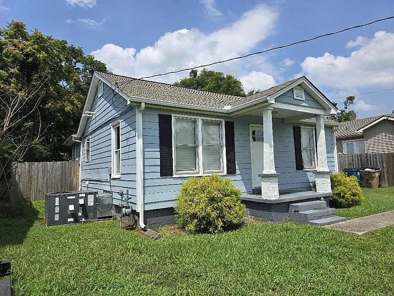 325 Cherry St — Photo 24