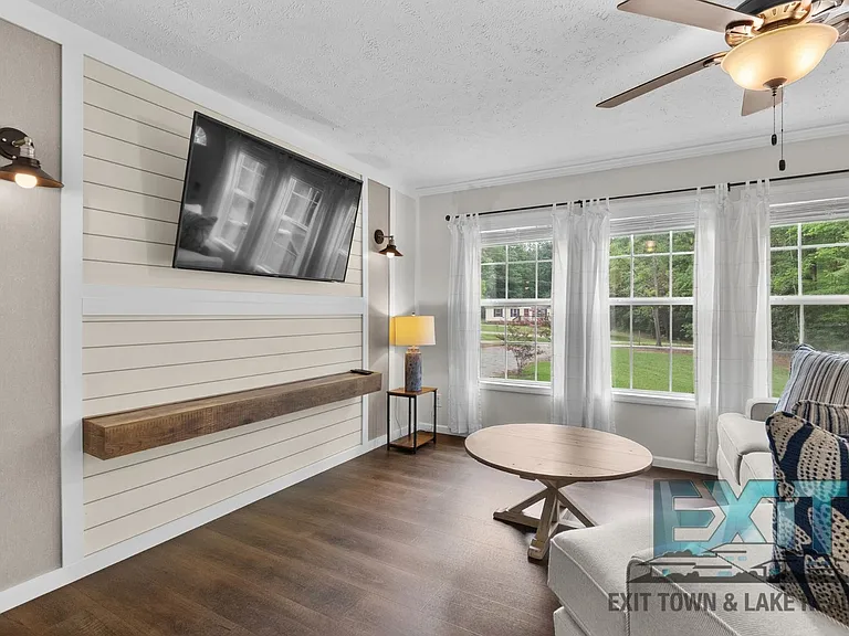 505 Almond Ct — Photo 4
