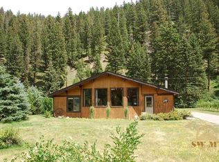 54740 Gallatin Rd, Gallatin Gateway, MT 59730