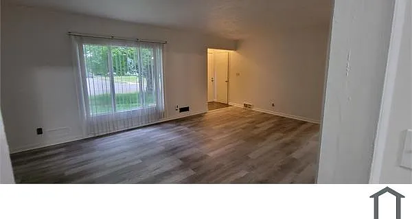 3604 Huffman Blvd — Photo 3