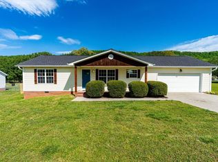 34 Boxer Ln, Rock Spring, GA 30739